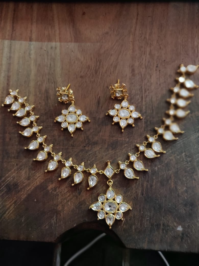 Kundan Necklace and Earings 