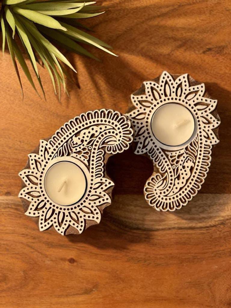 Wooden Handcrafted Paisley-shaped Tea-Light Candle Holder