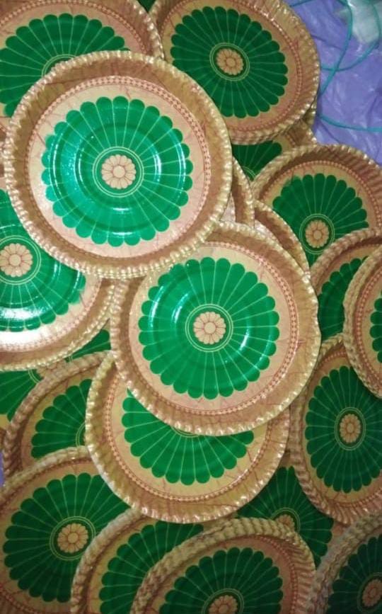 Golden Disposable Plates 