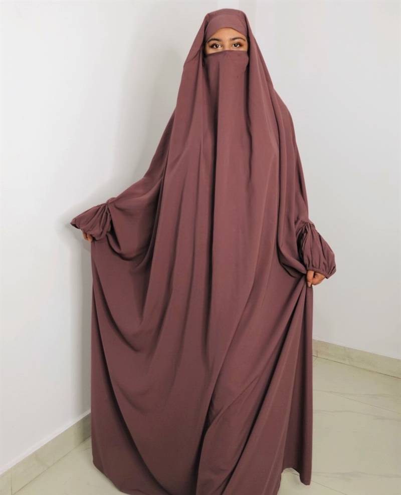 Muslim dress