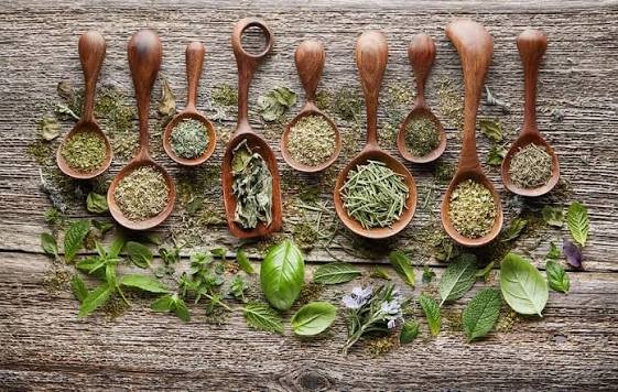 Dehydrated herbs and leaves