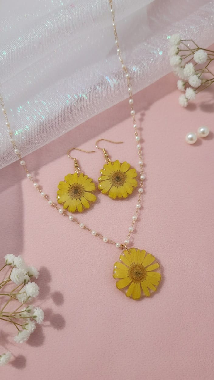  Real Dried Daisy Flower Jewelry Set